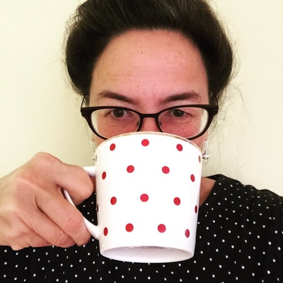 Meet this Posher - Picture 6 of 7